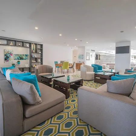 Sentido Marea מלון